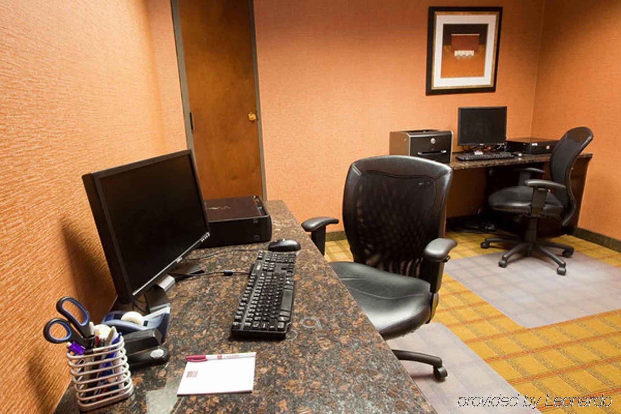 Comfort Suites Raleigh Durham Airport/Rtp Facilities photo